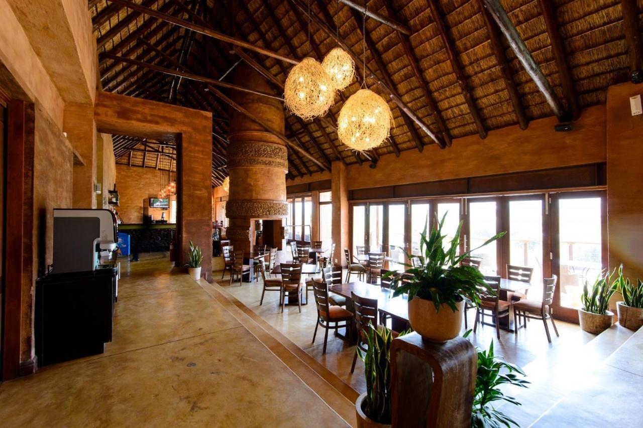 African Hills Safari Lodge & Spa Magaliesburg Exterior foto
