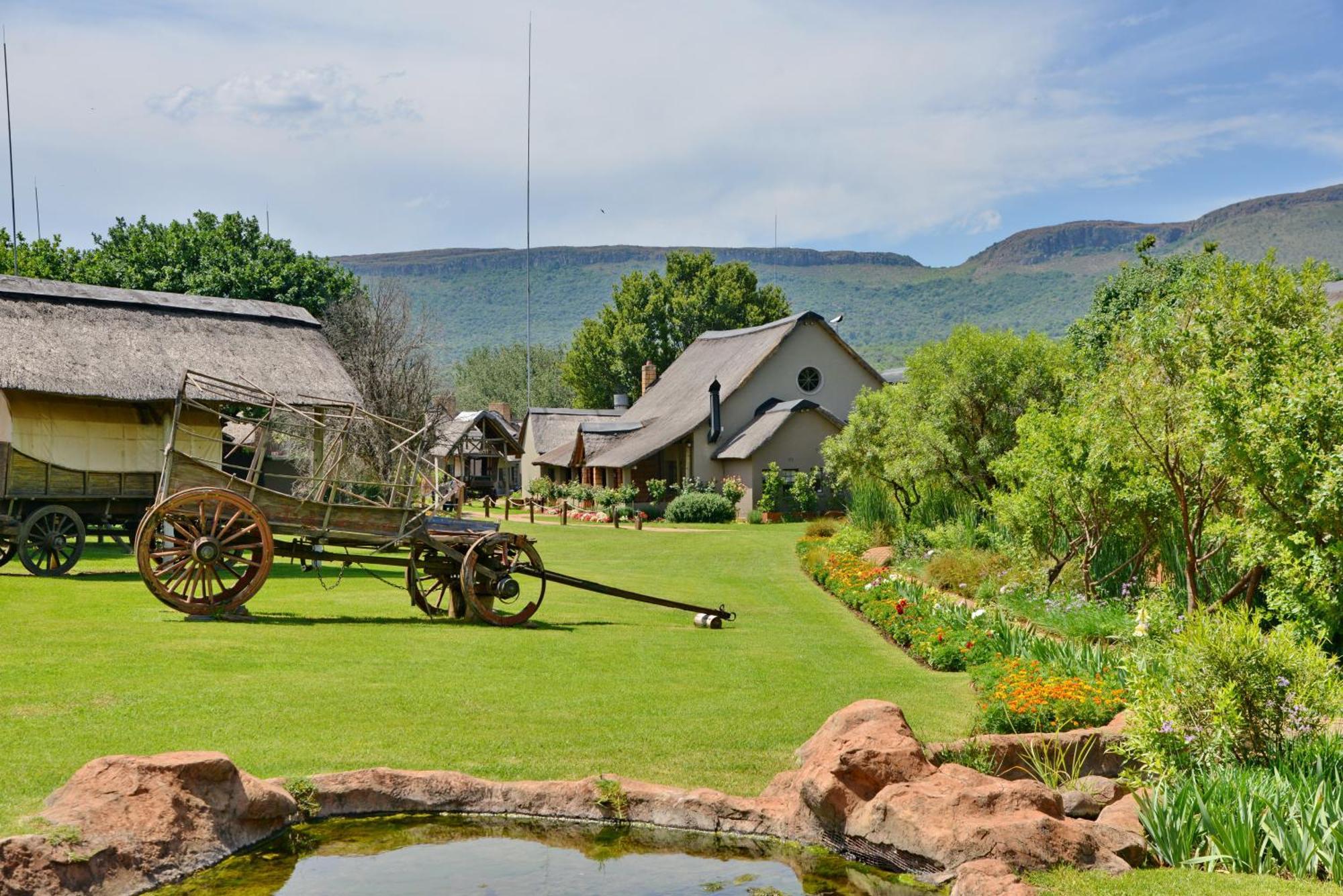 African Hills Safari Lodge & Spa Magaliesburg Exterior foto